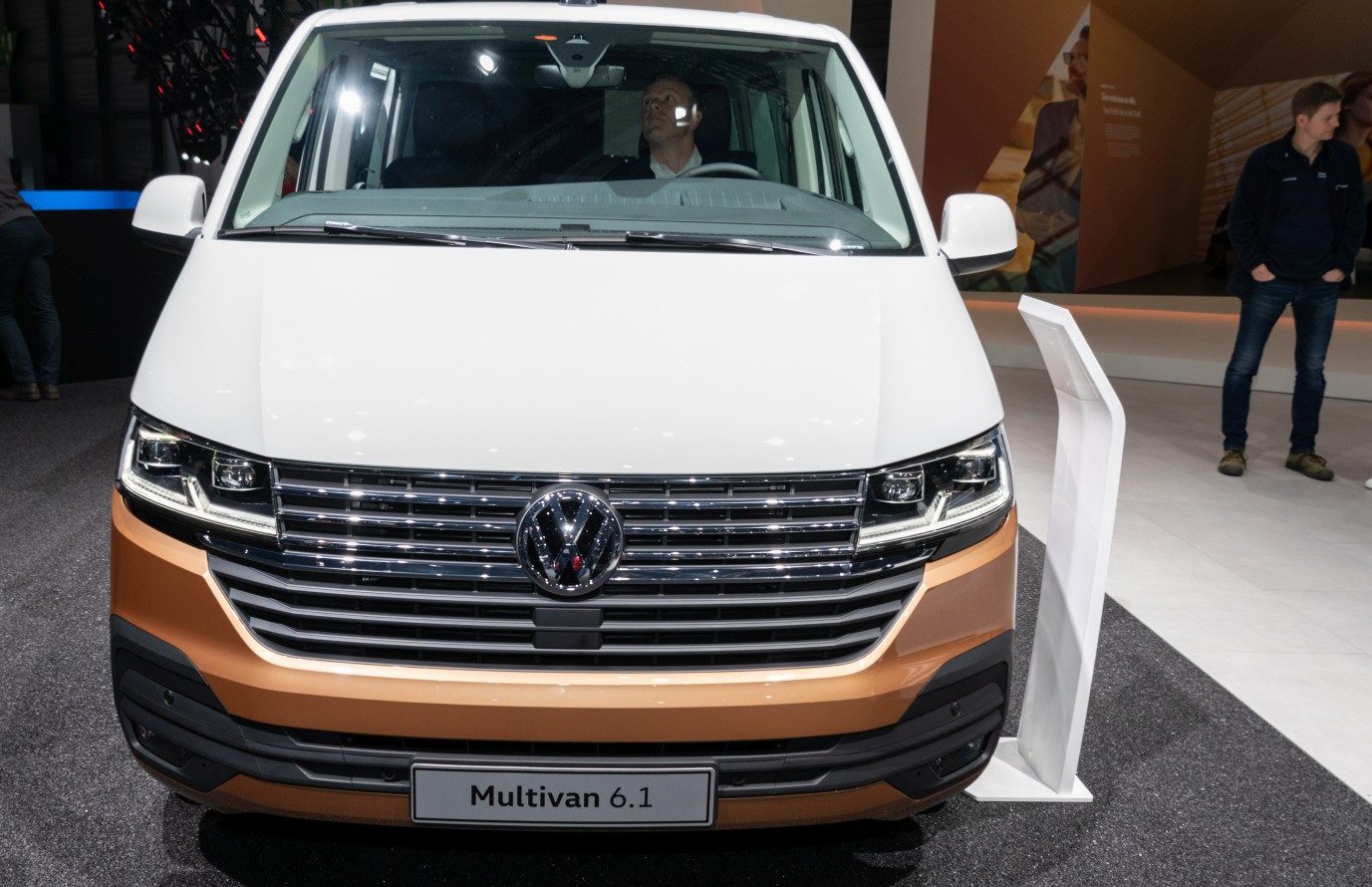 Volkswagen Multivan T6 1 Facelift 2019 2 0 I TDI BMT 150 Hp DSG